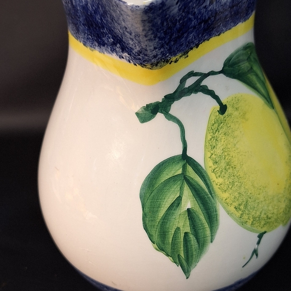 Pitcher - Picture 5 of 9